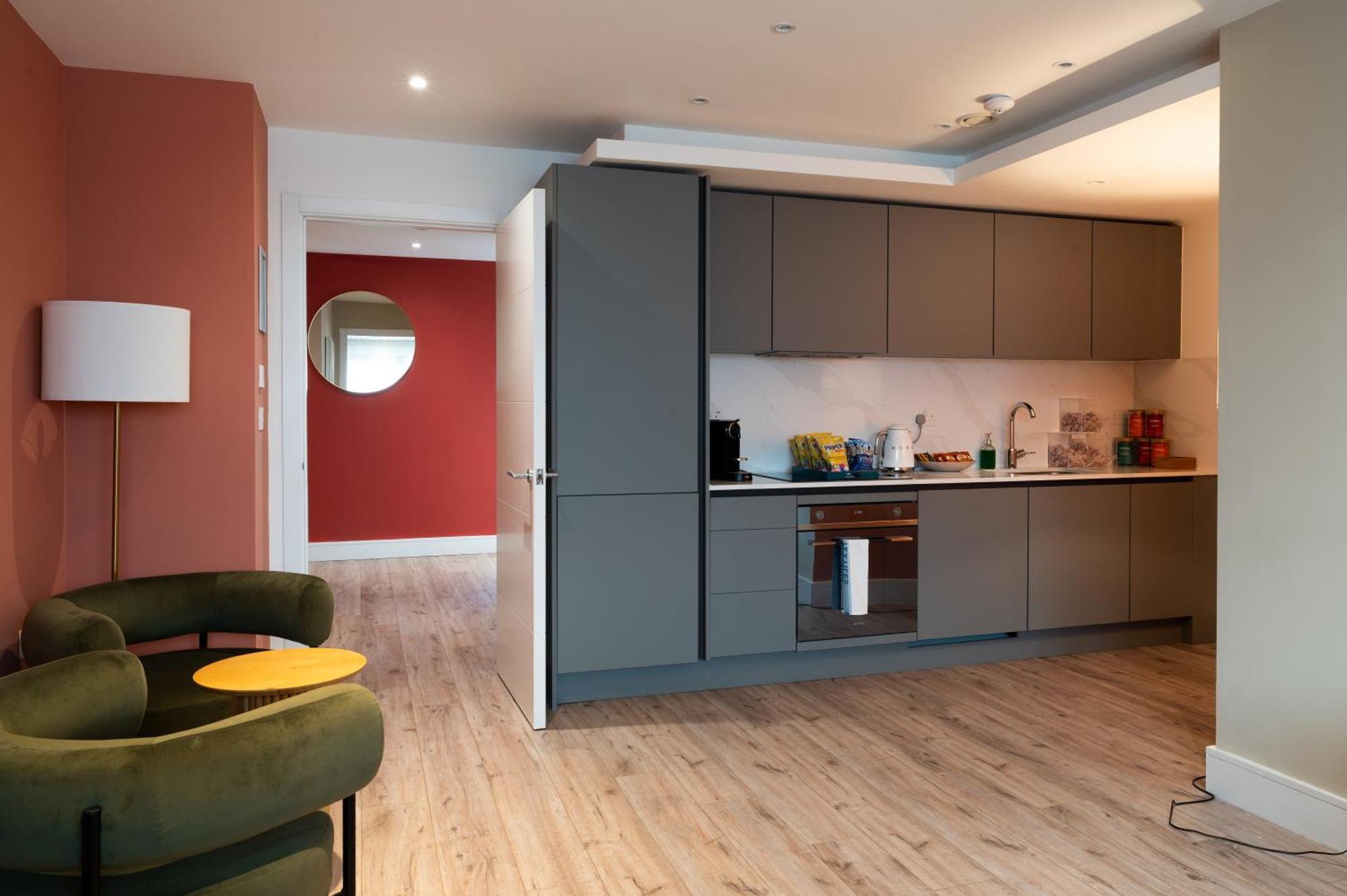 Charles Hope London Brentford Apartment Exterior photo